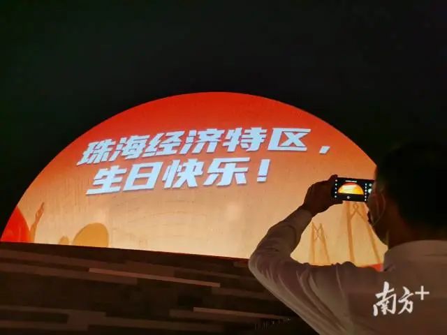 У麣40ء